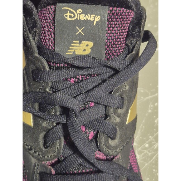 New Balance X Disney Beauty And The Beast Shoes Sneakers Women’s,Size 6 - Picture 9 of 9